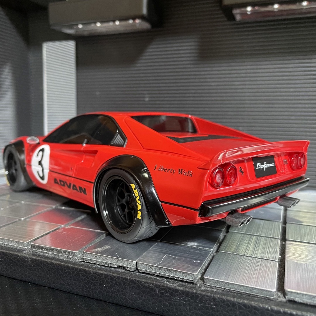 未展示品 GTスピリット1/18 LBワークス　フェラーリ308GTB