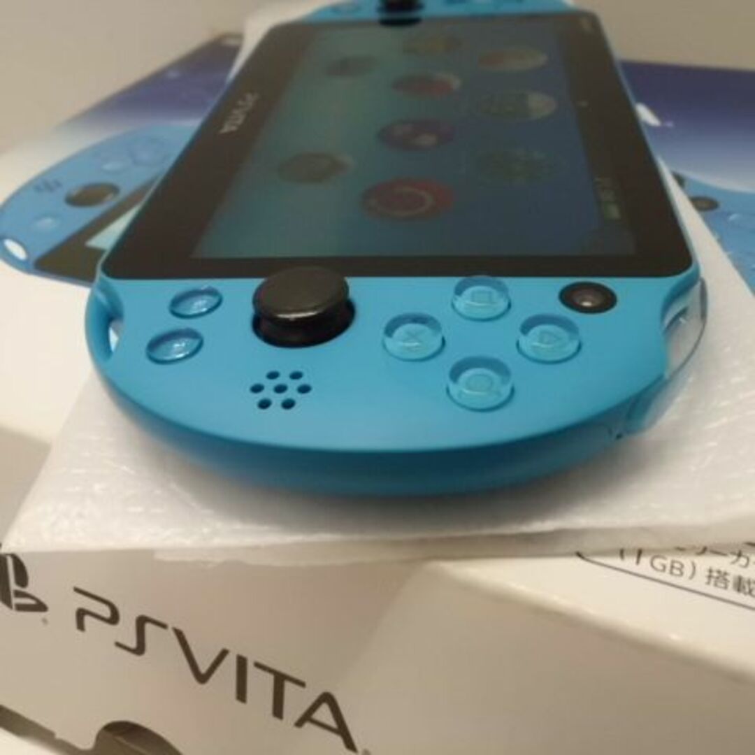 PlayStation Vita(プレイステーションヴィータ)のPSVITA PCH-2000 Aqua Blue エンタメ/ホビーのゲームソフト/ゲーム機本体(携帯用ゲーム機本体)の商品写真