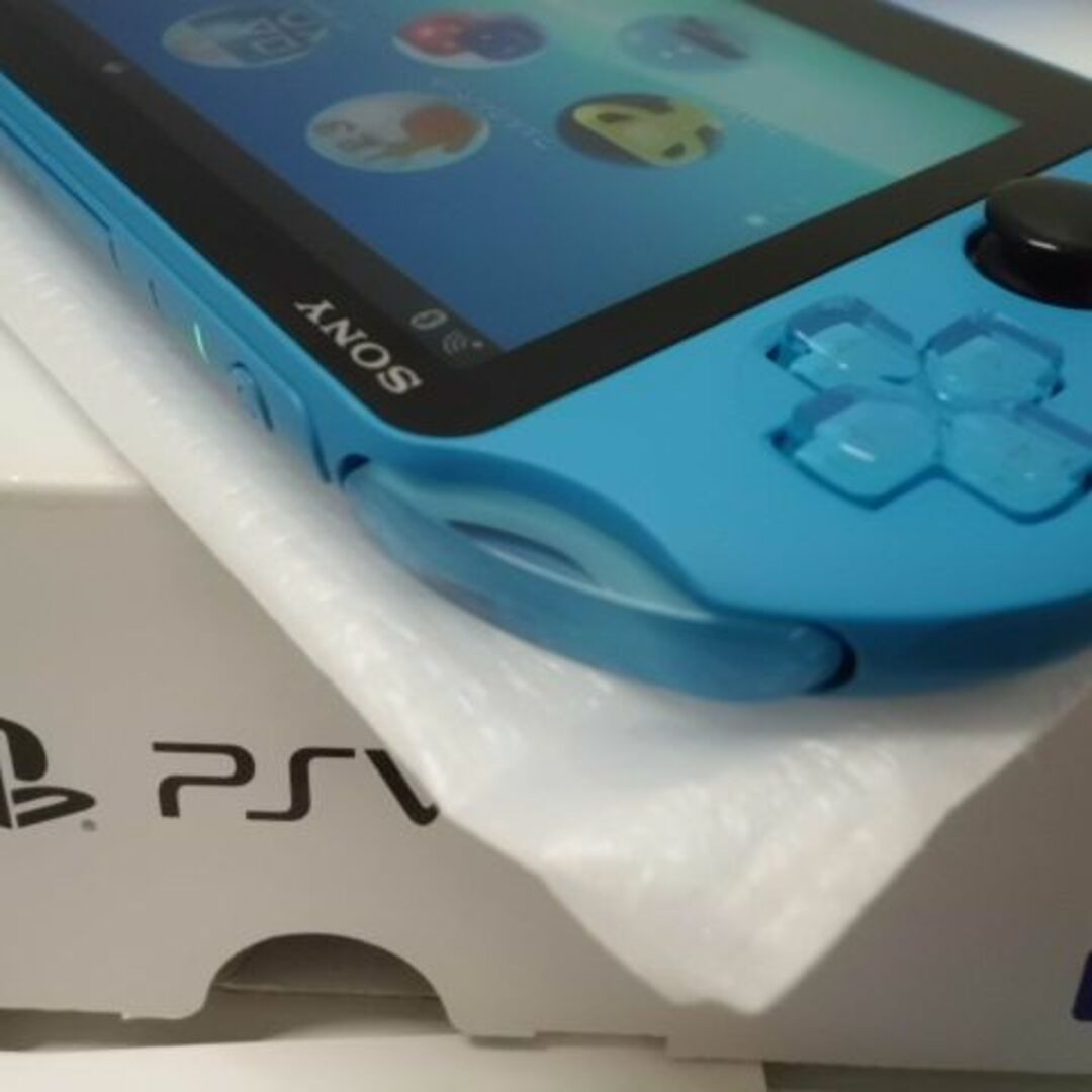 PlayStation Vita(プレイステーションヴィータ)のPSVITA PCH-2000 Aqua Blue エンタメ/ホビーのゲームソフト/ゲーム機本体(携帯用ゲーム機本体)の商品写真