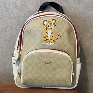 コーチ　COACH リュック 鞄 新品未使用　虎　動物　コラボ　C7317