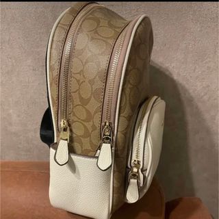 COACH - COACH コーチ シグネチャー バックパック ホワイト ベージュ