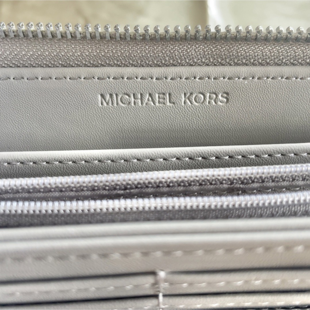 Michael Kors - 【新品未使用】マイケルコース/MKロゴ長財布(白