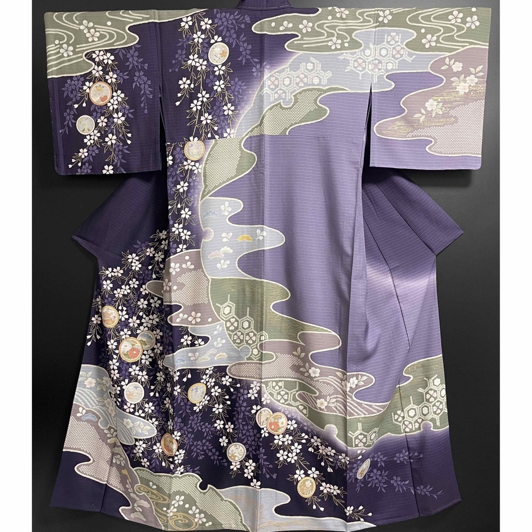 お仕立て上り【彩花古典紋◆手加工友禅金駒刺繍紋絽訪問着】濃い紫