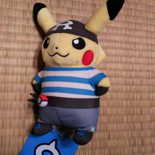 ポケモン(ポケモン)の【ポケモン】団員ごっこピカチュウ アクア団(ぬいぐるみ)