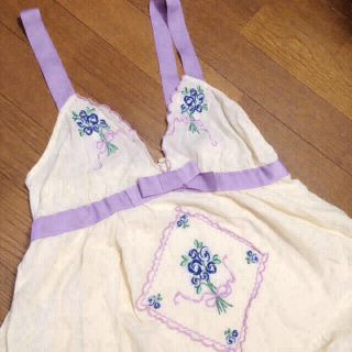 fint♡ハンカチ刺繍ワンピース