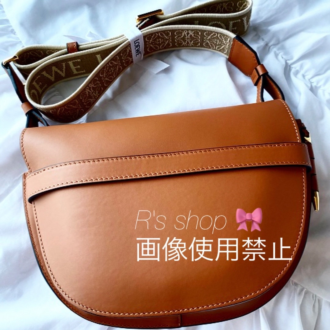 LOEWE(ロエベ)の【新品】 LOEWE ゲートバック スモール タン レディースのバッグ(ショルダーバッグ)の商品写真