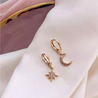 スタージュエリー(STAR JEWELRY)のムーンスターピアス　韓国アクセサリー(ピアス)