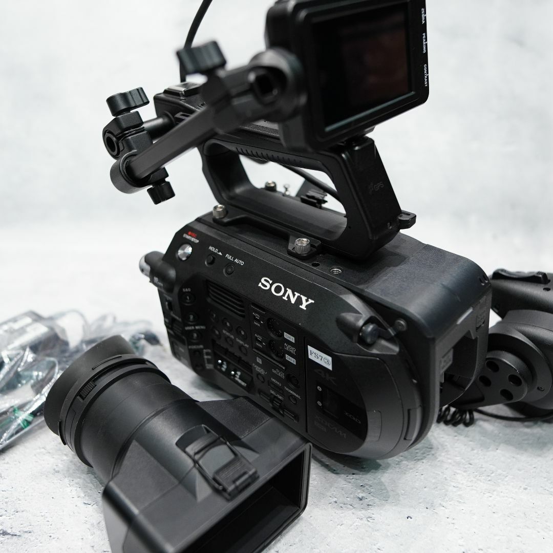 SONY PXW-FS7M2 日本語版 業務用ラージセンサーカメラ | フリマアプリ ラクマ