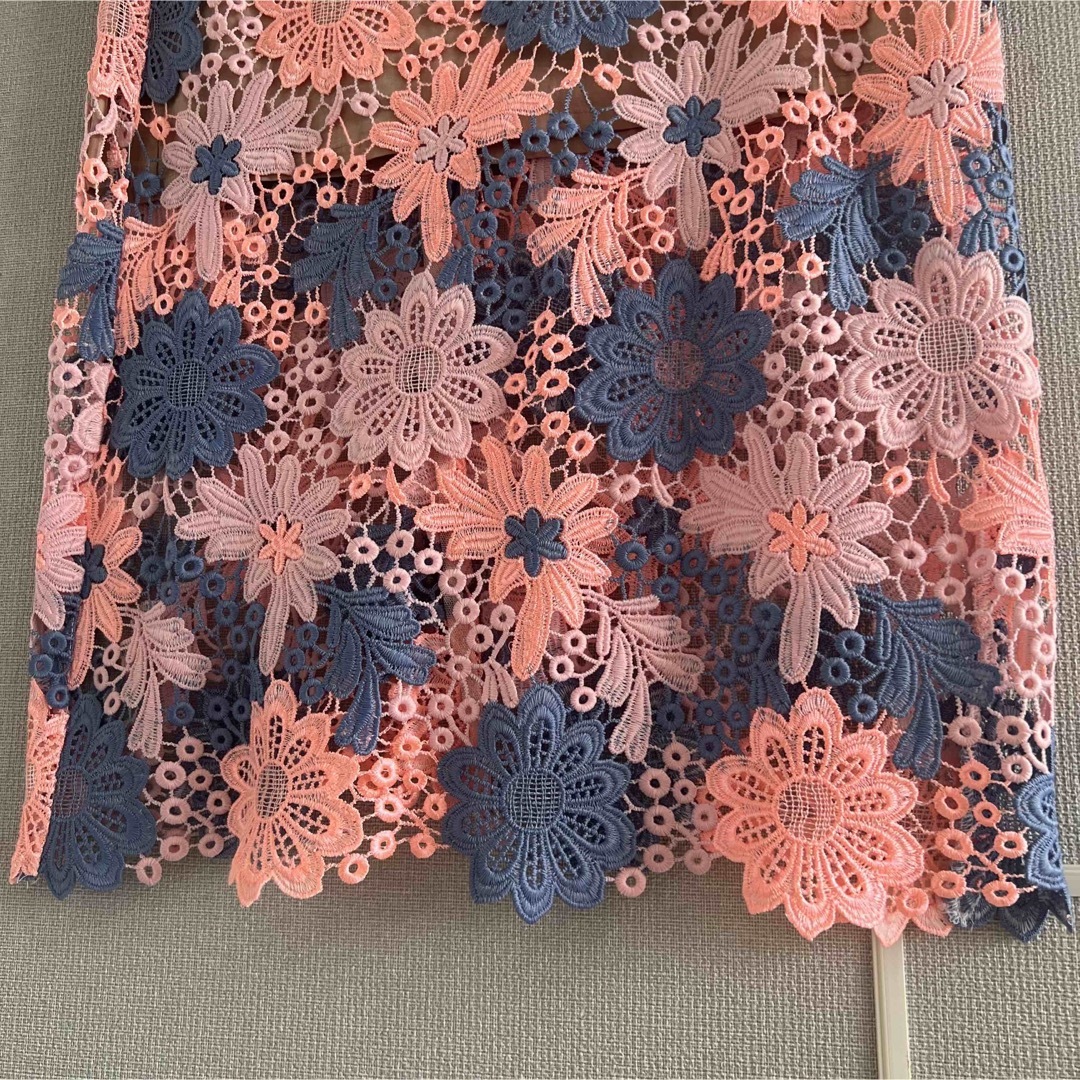 chesty 花柄刺繍スカート