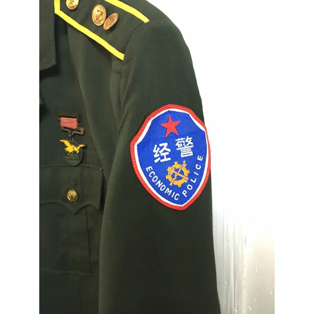 MILITARY(ミリタリー)の希少 中国公安局 警察官 制服 上着 ジャケット 中華人民軍 中国軍 特等英雄  メンズのジャケット/アウター(ミリタリージャケット)の商品写真