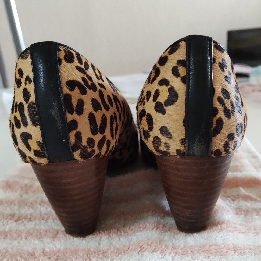 POOL SIDE(プールサイド)のプールサイド　パンプス　レオパード柄 レディースの靴/シューズ(ハイヒール/パンプス)の商品写真