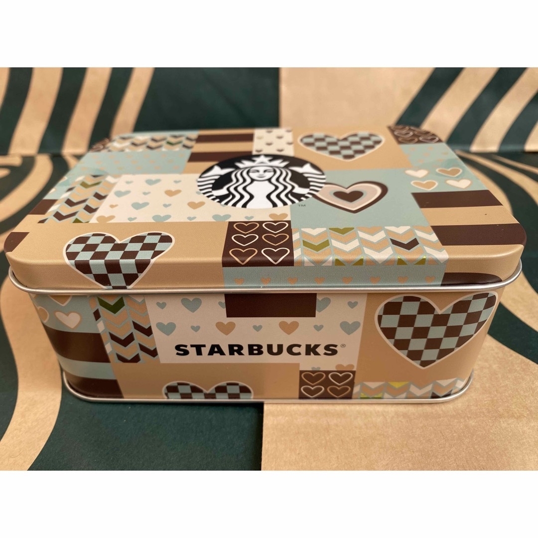 Starbucks Coffee(スターバックスコーヒー)のスターバックス　バレンタイン　2種のストロベリーチョコレート缶　スタバ　小物入れ インテリア/住まい/日用品のインテリア小物(小物入れ)の商品写真