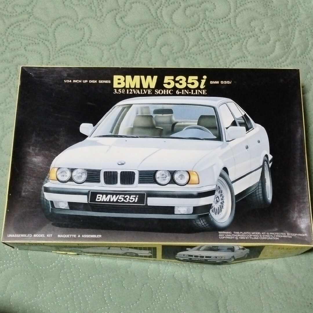 FUJIMI(フジミモケイ)の当時物☆1/24インチアップディスクシリーズ☆BMW535i☆フジミ エンタメ/ホビーのおもちゃ/ぬいぐるみ(模型/プラモデル)の商品写真