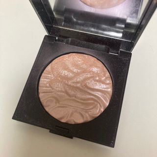 ローラメルシエ(laura mercier)のローラ メルシエ フェイスイルミネーター　ディボーション　04(フェイスパウダー)