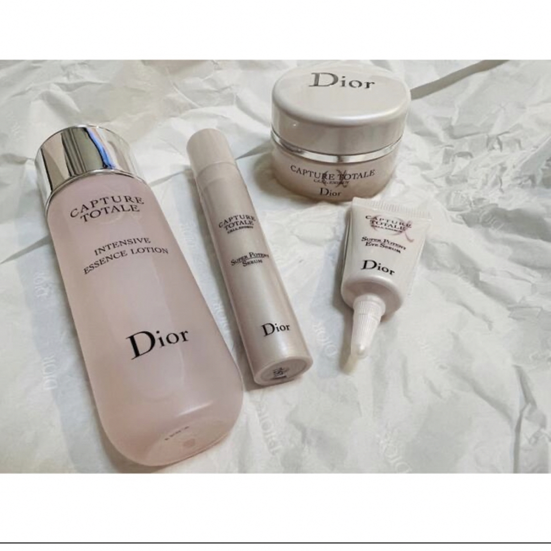 Dior(ディオール)のDior ディオール　カプチュールトータル　セット コスメ/美容のスキンケア/基礎化粧品(化粧水/ローション)の商品写真