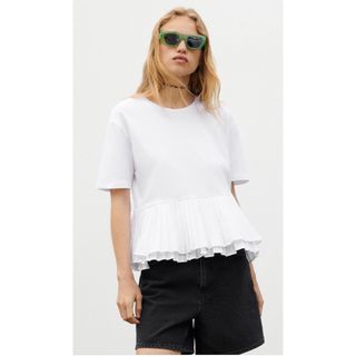 ザラ(ZARA)のZARA ザラ 裾フリル Tシャツ ホワイト  マッチングプリーツ加エヘム (Tシャツ(半袖/袖なし))