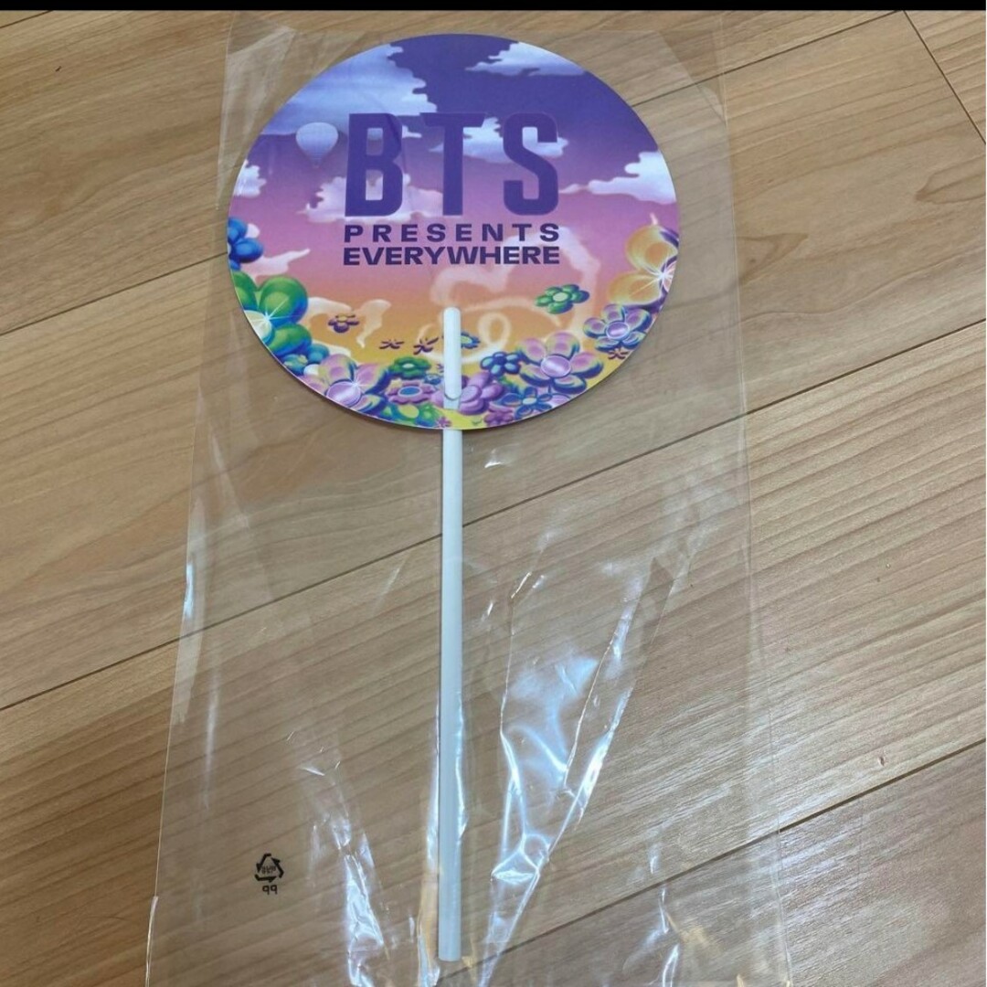 BTS FESTA うちわ エンタメ/ホビーのタレントグッズ(アイドルグッズ)の商品写真