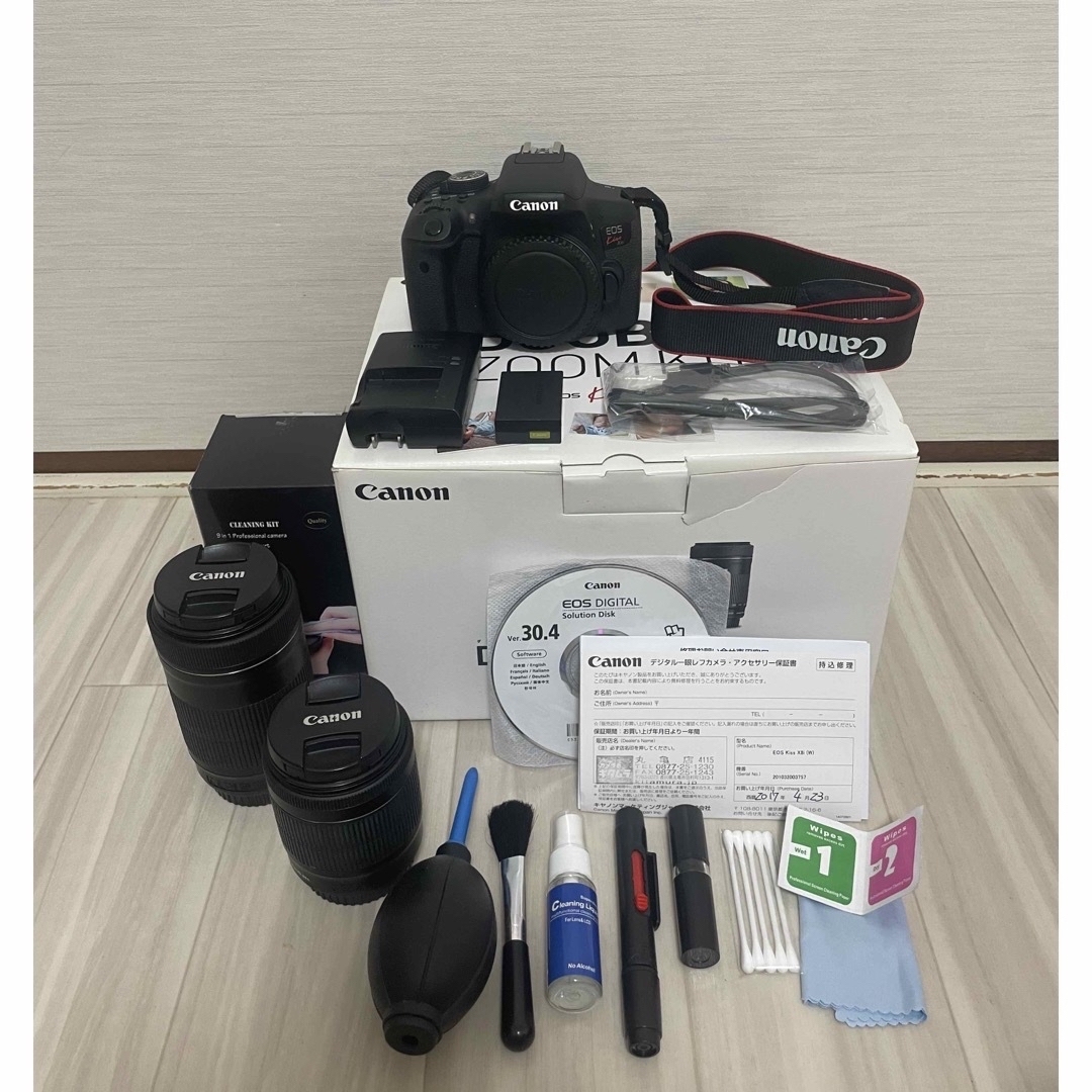 Canon - Canon EOS KISS X8i (W) Wズームキットの通販 by ゆめ's shop ...