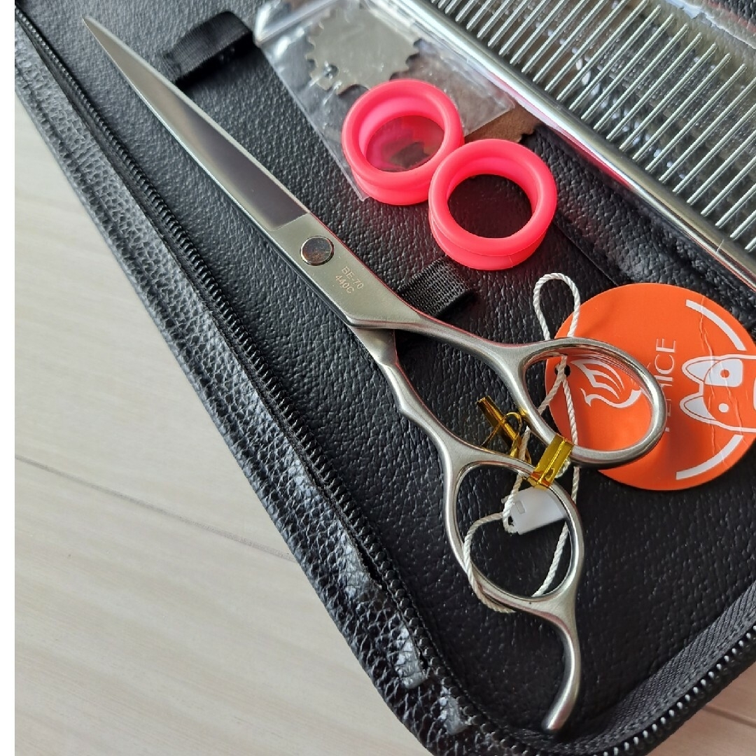 再入荷 新品☆7in☆フェニーチェ ストレートシザー☆ギザ刃