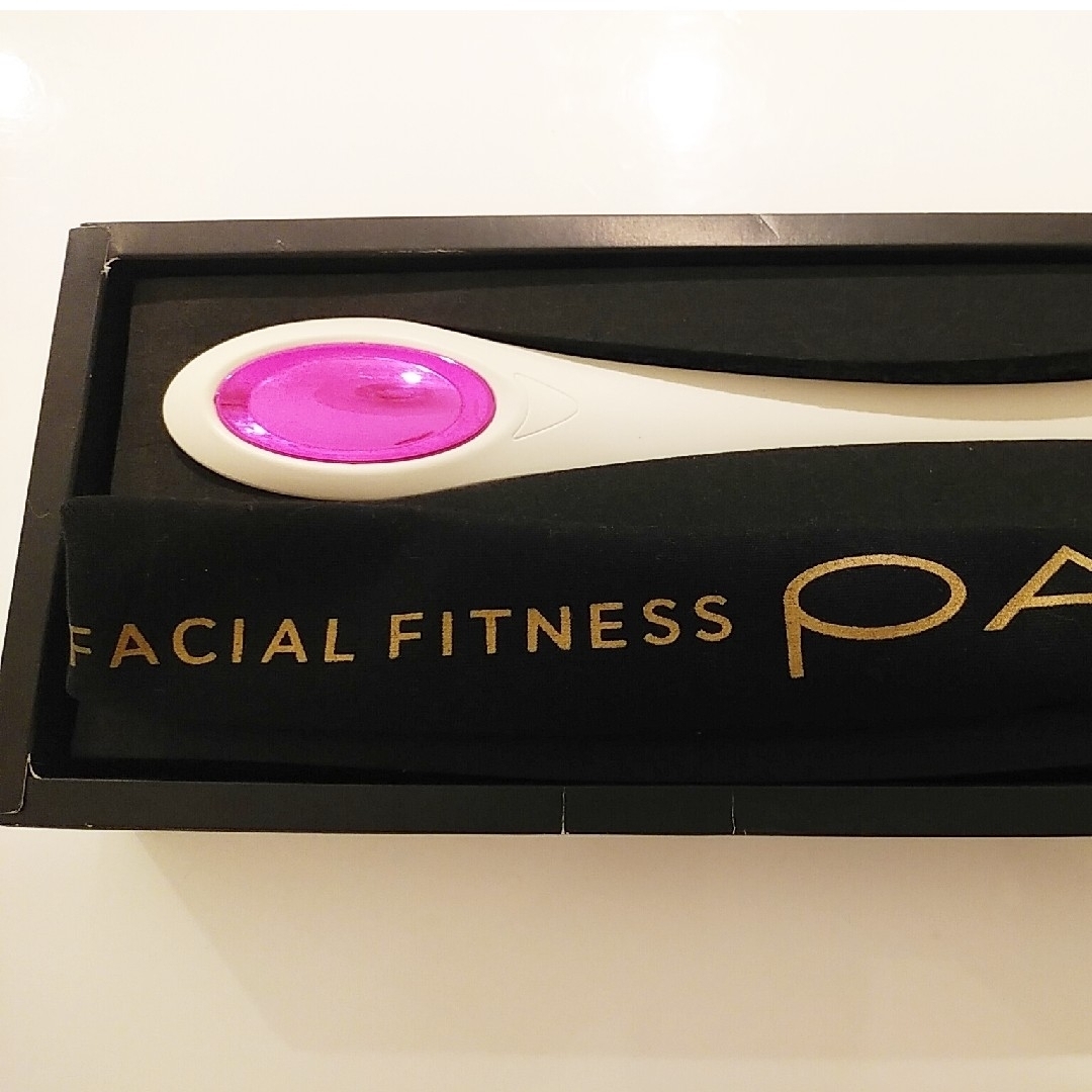 【値下げ】pao⭐FACIAL FITNESS PAO 7model⭐パオ スマホ/家電/カメラの美容/健康(フェイスケア/美顔器)の商品写真