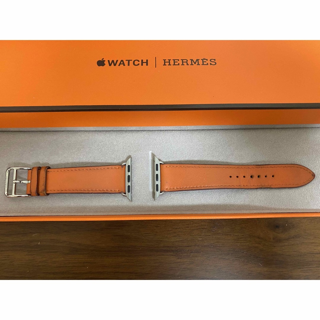 Hermes(エルメス)のApple Watch HERMES  40mm レザー　バンド　ベルト　 メンズの時計(レザーベルト)の商品写真