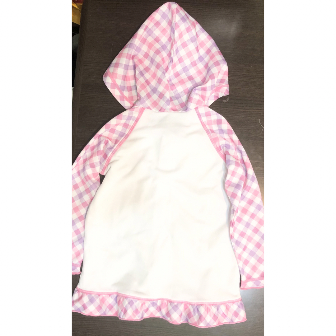 西松屋(ニシマツヤ)のラッシュガード　95サイズ キッズ/ベビー/マタニティのキッズ服女の子用(90cm~)(水着)の商品写真