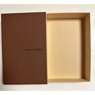 ルイヴィトン(LOUIS VUITTON)のルイヴィトン　ギフトボックス　空箱　LOUIS VUITTON(ラッピング/包装)