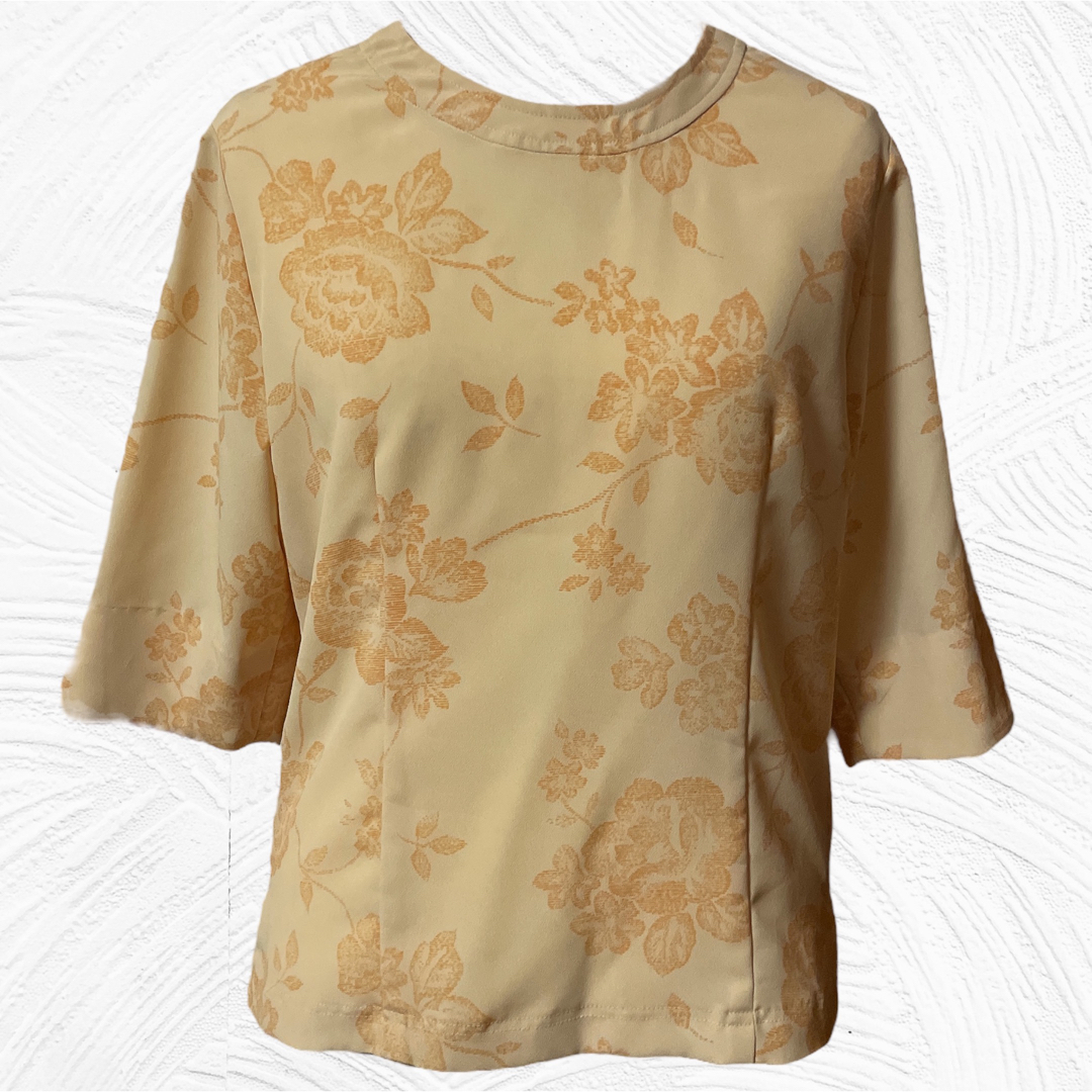 美品 Tシャツ おしゃれ 花柄 11R 透け感 可愛い ガーリー きれいめ 人気 レディースのトップス(Tシャツ(半袖/袖なし))の商品写真