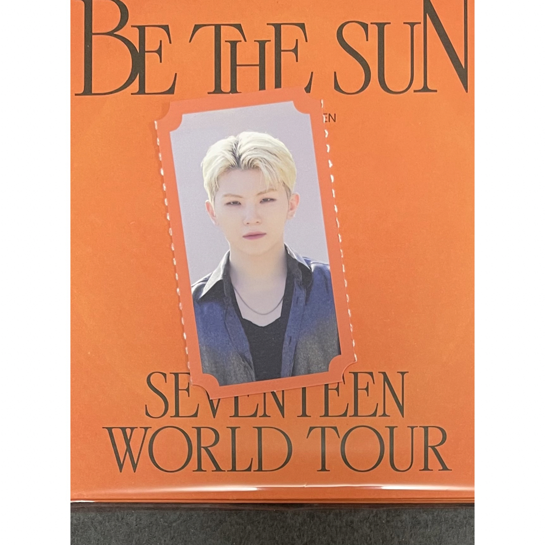 SEVENTEEN(セブンティーン)の【ウジ】seventeen be the sun DVD トレカ バウチャー エンタメ/ホビーのタレントグッズ(アイドルグッズ)の商品写真