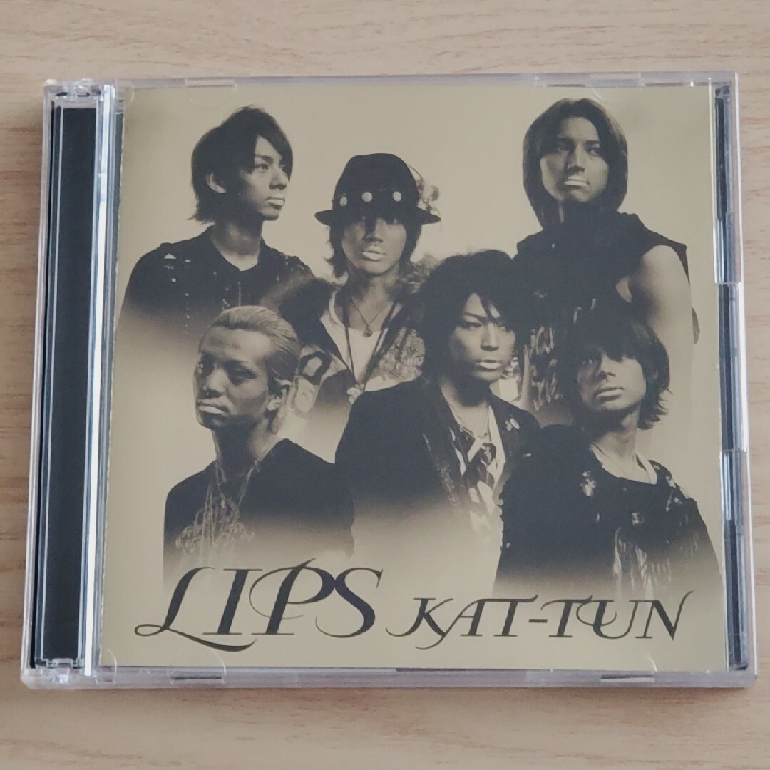 KAT-TUN(カトゥーン)のKAT-TUN☆Best of KAT-TUN エンタメ/ホビーのCD(ポップス/ロック(邦楽))の商品写真