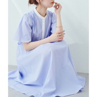 ナチュラルクチュール(natural couture)の軽やかな春の雰囲気をまとったような1枚 パール釦フレアスリーブシャツワンピース(ロングワンピース/マキシワンピース)