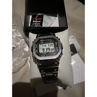 ジーショック(G-SHOCK)のG-SHOCK　GMW-B5000D-1JF フルメタル シルバー(腕時計(デジタル))