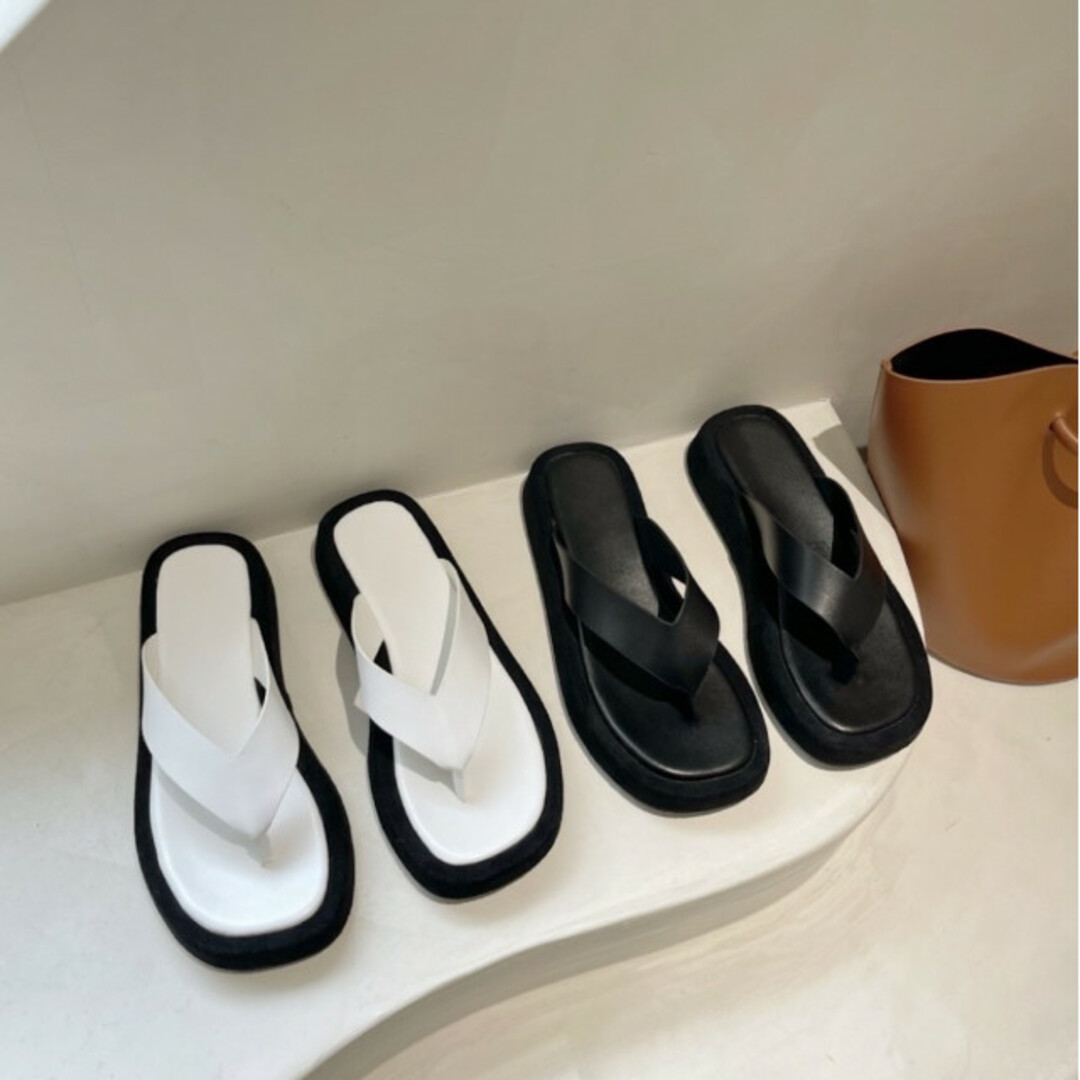 厚底 プラットフォーム サンダル 白 37 フラット 靴 春物 夏物 フレーム レディースの靴/シューズ(サンダル)の商品写真