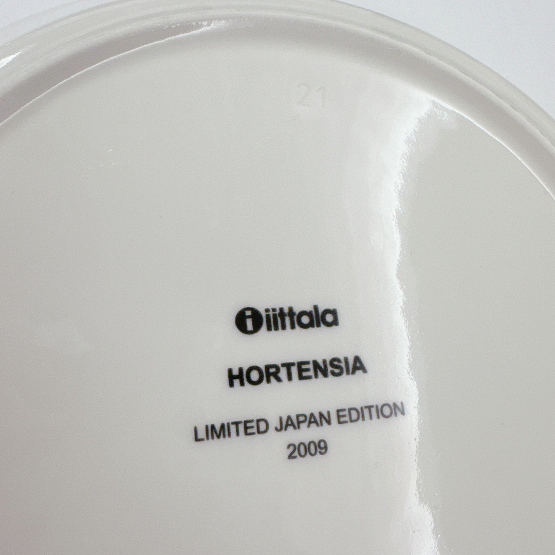 iittala(イッタラ)の日本限定 未使用 iittala ホルテンシア HORTENSIA プレート インテリア/住まい/日用品のキッチン/食器(食器)の商品写真