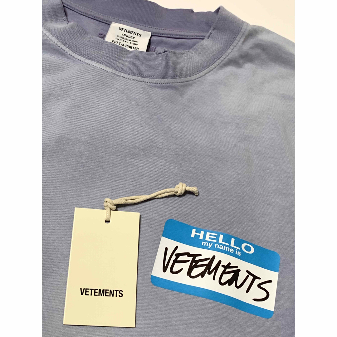 VETEMENTS(ヴェトモン)の新品《 VETEMENTS 》My Name Is Faded Tee M メンズのトップス(Tシャツ/カットソー(半袖/袖なし))の商品写真