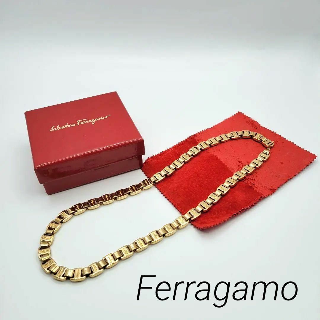 Salvatore Ferragamo - 【美品】Ferragamo ロングネックレス ヴァラ