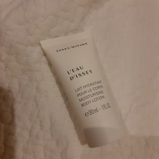 イッセイミヤケパルファム(ISSEY MIYAKE PARFUMS)のISSEY MIYAKE　ロードゥイッセイ　ボディーミルク　30ml(ボディローション/ミルク)