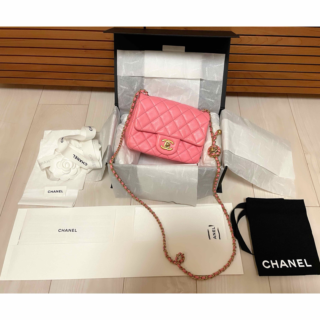 CHANEL - マギー様専用 レア⭐︎CHANELミニマトラッセ ccボールの通販