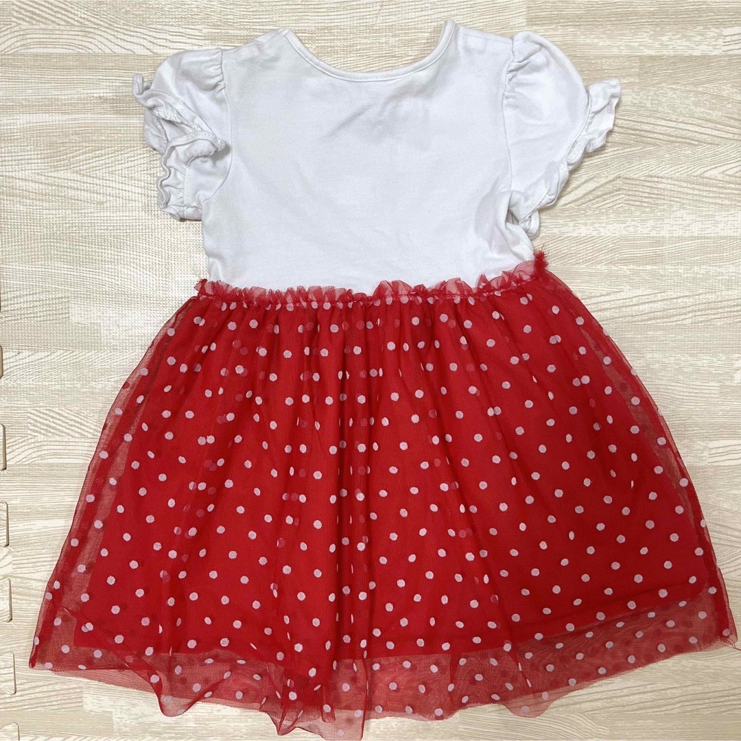 H&M(エイチアンドエム)のサンリオ　ワンピース　90 キッズ/ベビー/マタニティのキッズ服女の子用(90cm~)(ワンピース)の商品写真