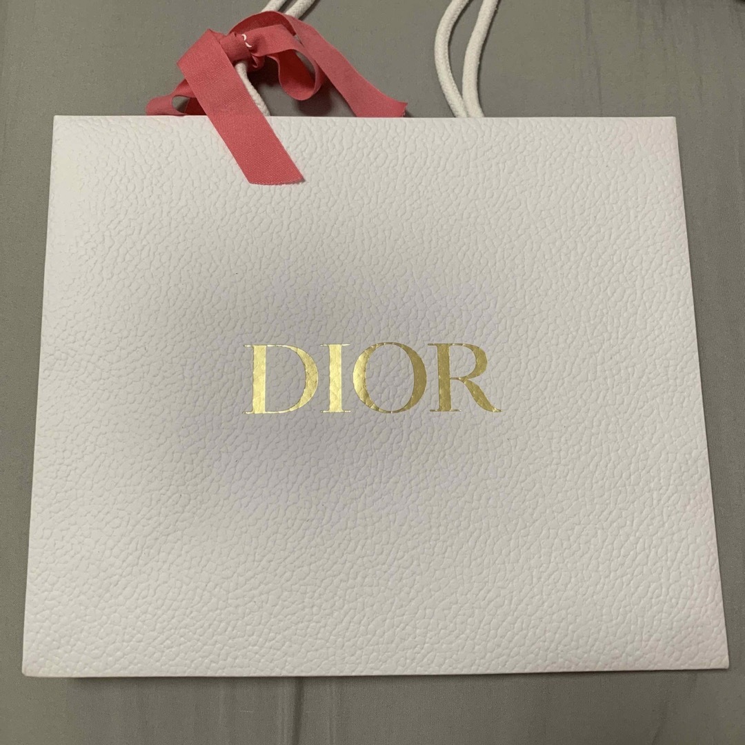 Dior(ディオール)のDIOR ショ袋　紙袋 レディースのバッグ(ショップ袋)の商品写真