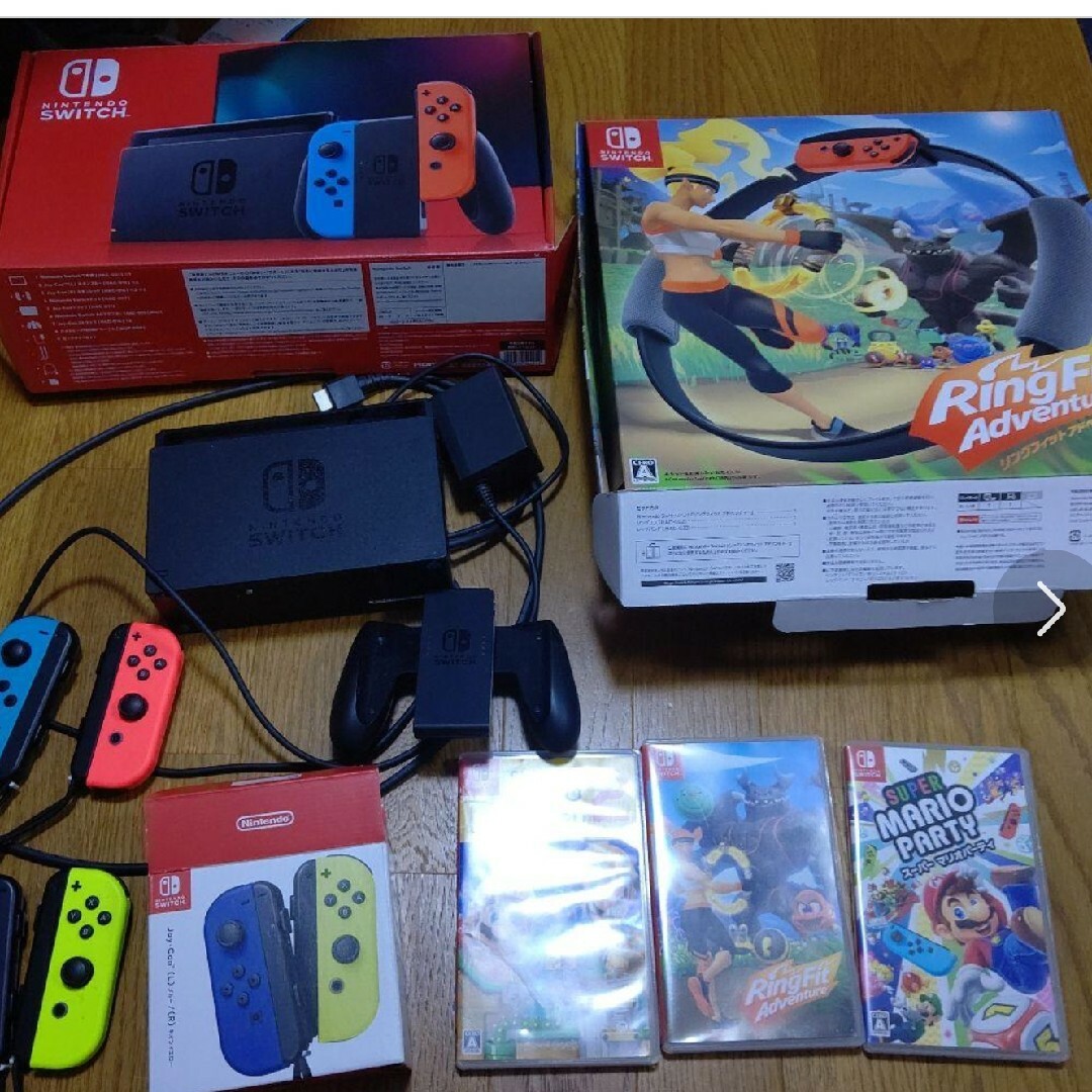 ニンテンドースイッチ本体、ジョイコン、ソフトまとめ売りジョイコン