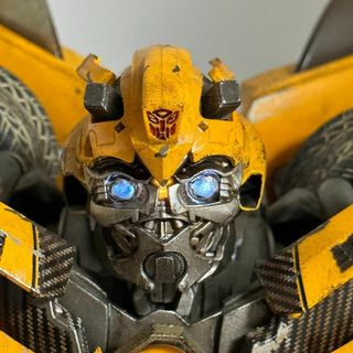 トランスフォーマー/ダークサイド・ムーン Bumblebee ノン