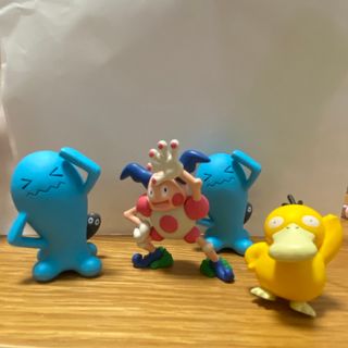 ポケモン　ならんで体操　フィギュア(キャラクターグッズ)