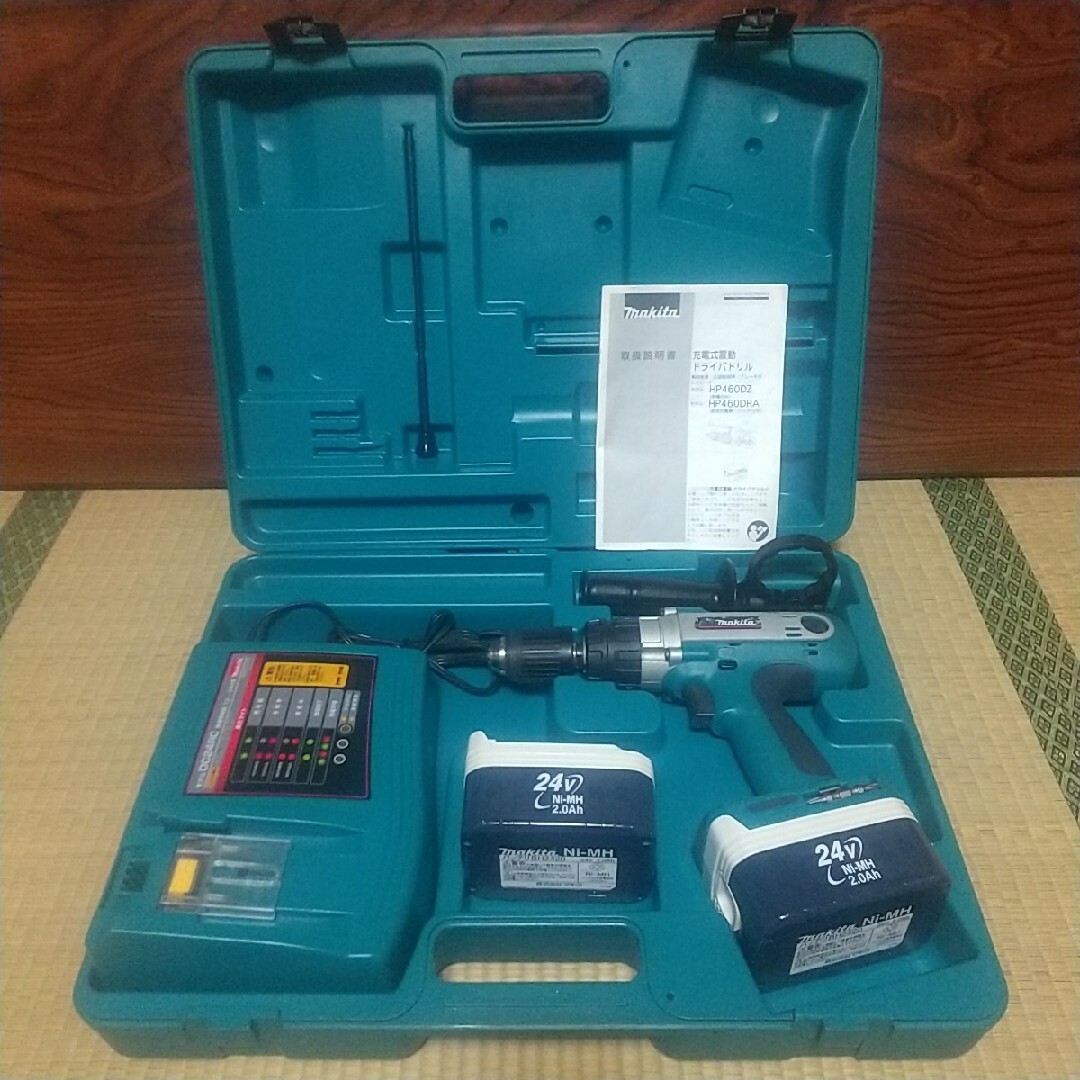 マキタ makita 充電式震動ドライバドリル HP460D バッテリー2個付き