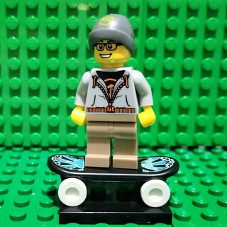 レゴ(Lego)のLEGO 8804 ミニフィギュア シリーズ4 スケートボーダー(その他)
