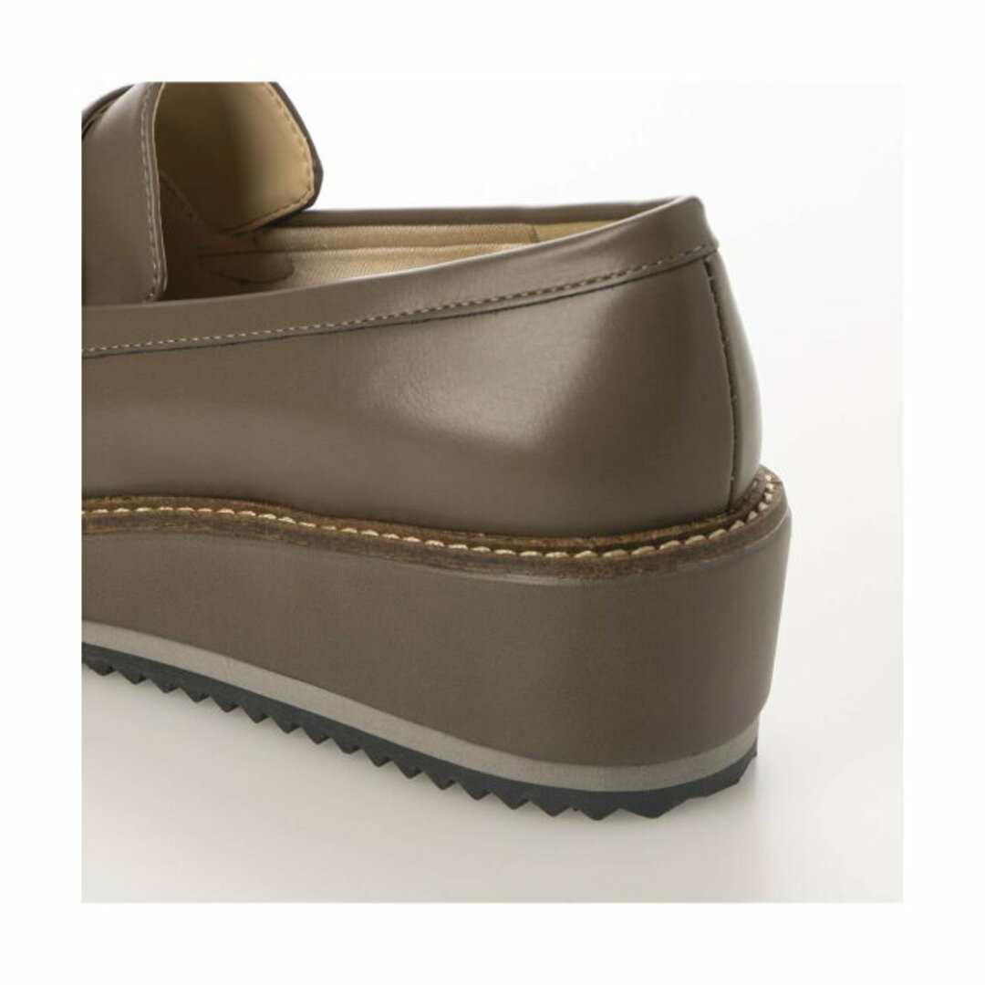 EVOL(イーボル)の【TP】【23.5】厚底プラットフォームコインローファー レディースの靴/シューズ(ローファー/革靴)の商品写真