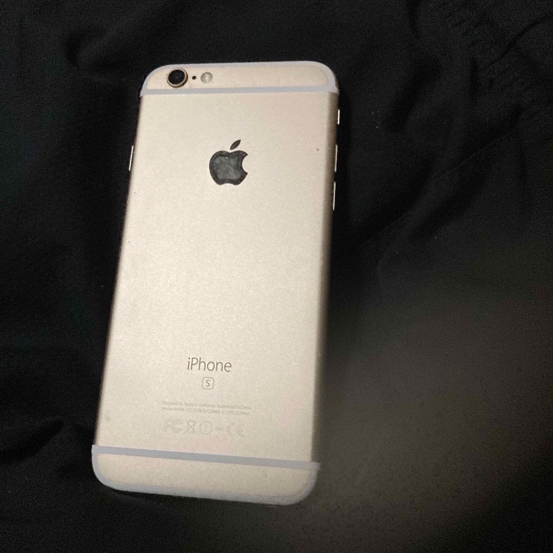 Apple(アップル)のiPhone 6s SIMフリー スマホ/家電/カメラのスマートフォン/携帯電話(スマートフォン本体)の商品写真