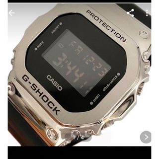 ジーショック(G-SHOCK)のCASIO G-SHOCK DW-5600E-1VER メタル カスタム(腕時計(デジタル))