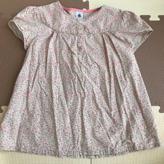 プチバトー(PETIT BATEAU)の美品　プチバトー  花柄カットソー　トップス(Tシャツ/カットソー)