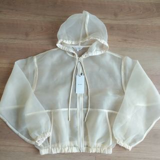 マウジー(moussy)のMOUSSY　sheerパーカー　ecru(シャツ/ブラウス(長袖/七分))